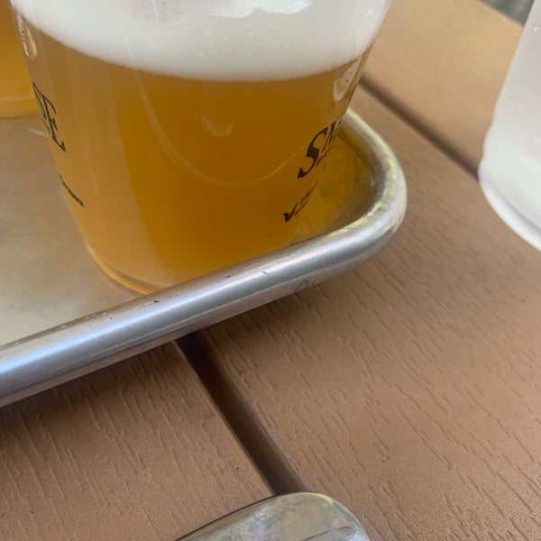 Photo taken at Smuttynose Brewing Company by Katie C. on 5/23/2021