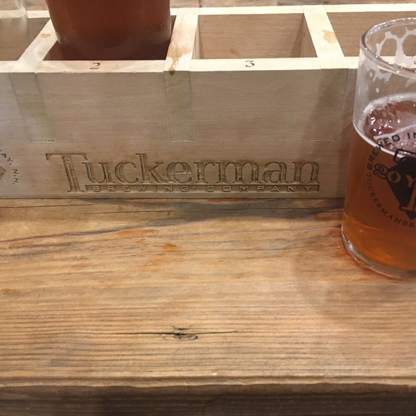 รูปภาพถ่ายที่ Tuckerman Brewing Company โดย Katie C. เมื่อ 9/15/2018