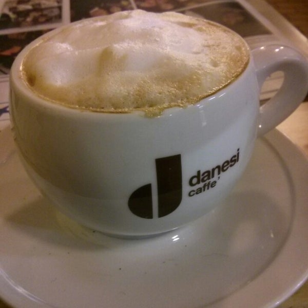Das Foto wurde bei D&#39;Amico Coffee Roasters von Min O. am 12/20/2013 aufgenommen