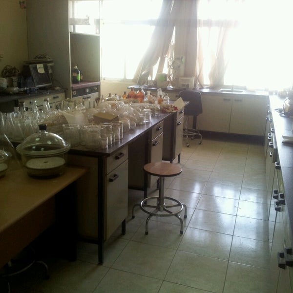 Photos At College Of Pharmacy And Medicine King Saud University College University In الملز
