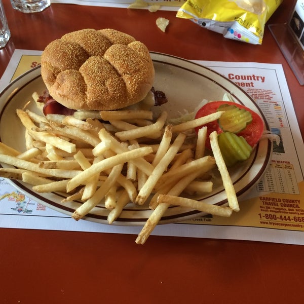 Bryce Canyon Pines Restaurant American Restaurant in Panguitch