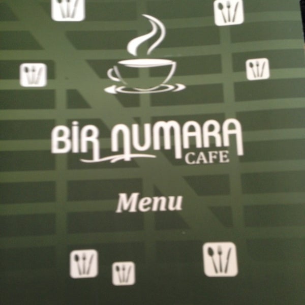 รูปภาพถ่ายที่ Cafe 1 Numara โดย Ceyda Ü. เมื่อ 6/8/2013