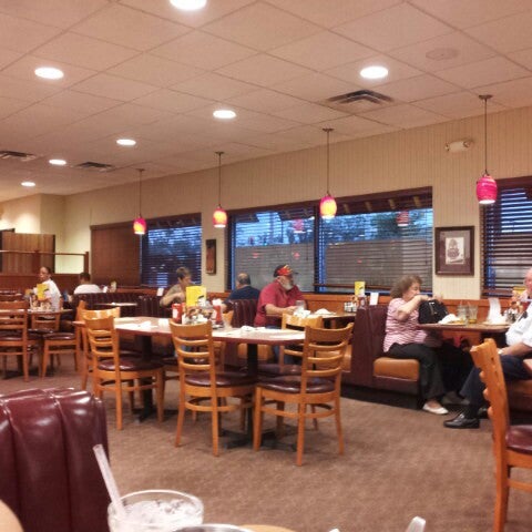 Photo taken at Denny&#39;s by Diane D. on 9/22/2012