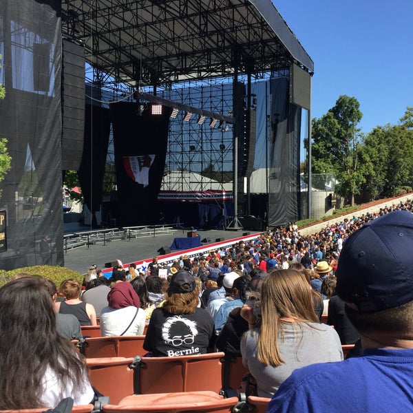 Photo taken at Verizon Wireless Amphitheatre by Jules on 5/22/2016