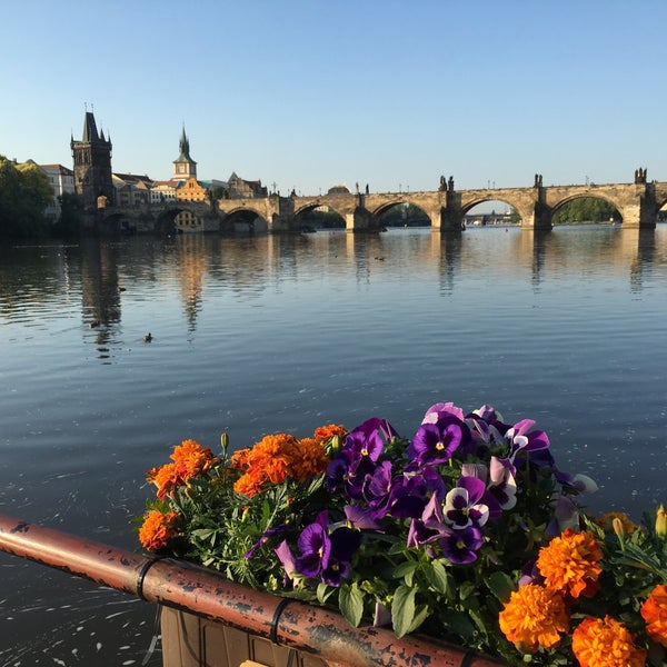 Снимок сделан в Prague Venice Boat Trips - Pražské Benátky пользователем vvn 7/15/2018