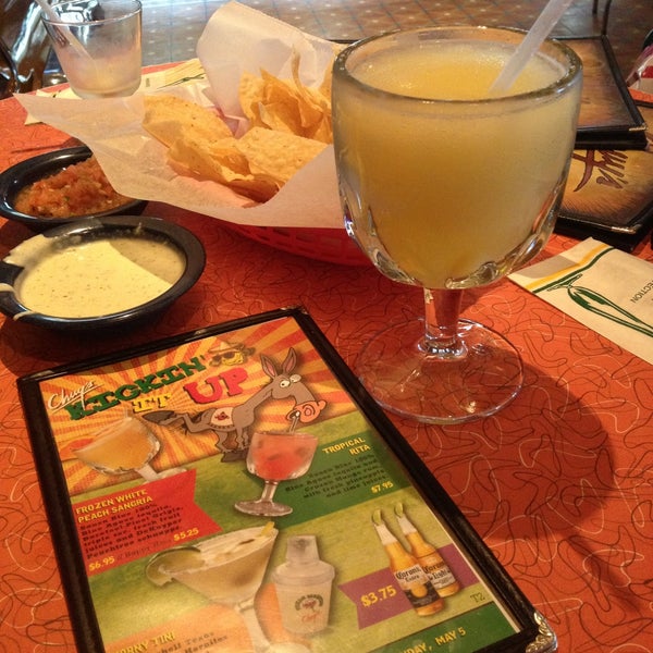 Photo taken at Chuy&#39;s TexMex by Jasmine L. on 4/28/2013