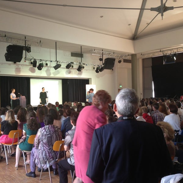 ф. ф. немецкая школа в москве при посольстве. Schule moskau. сотрудники deutsche schule moskau.