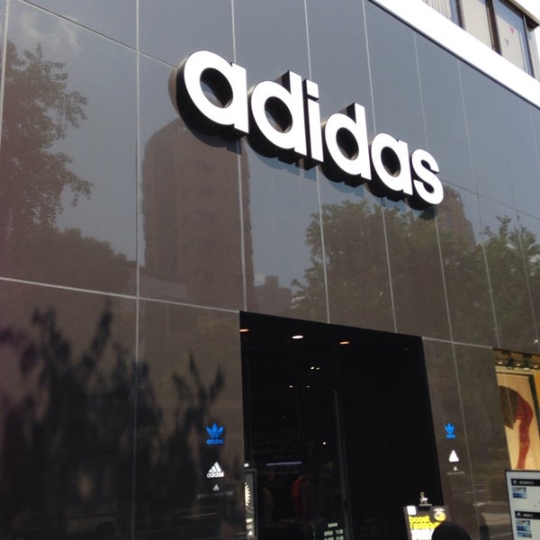 Photos At Adidas Performance Center 大阪 Now Closed Sporting Goods Shop In 大阪市中央区 Photos At Adidas Performance Center 大阪 Now Closed Sporting Goods Shop In 大阪市中央区
