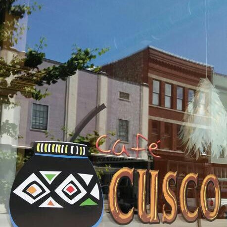 Снимок сделан в Cafe Cusco пользователем Joseph G. 12/9/2013