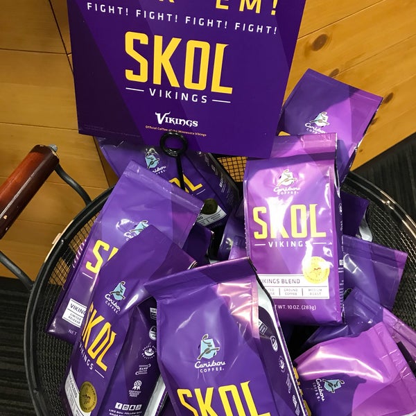 Caribou Coffee and Bruegger's Bagels Coffee Shop in Brooklyn Park