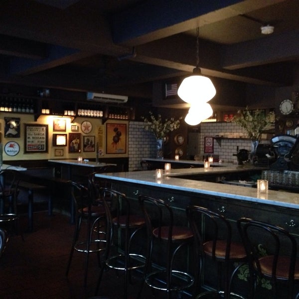 10/15/2013にStefan M.がVanguard Wine Barで撮った写真