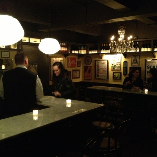 1/3/2013にStefan M.がVanguard Wine Barで撮った写真