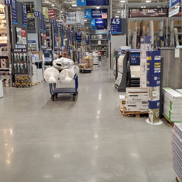Lowe's 11651 Ulysses Street