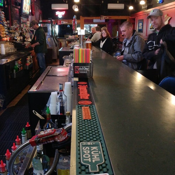 Roscoe's Pioneer Bar Downtown Duluth Duluth, MN