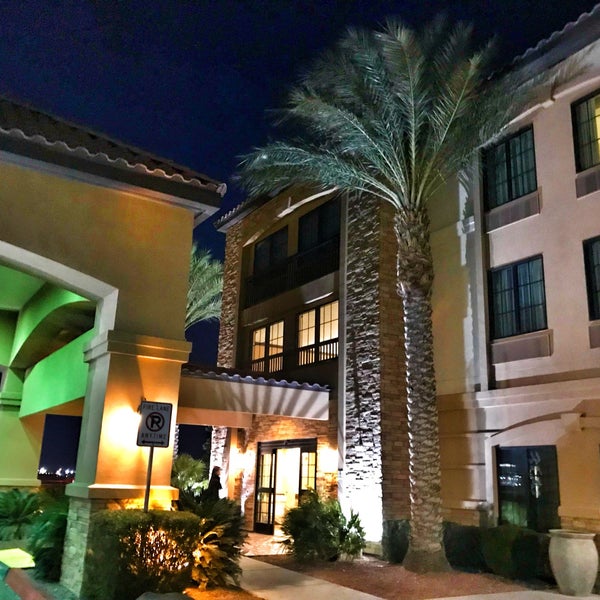 3/2/2018にOllyがLa Quinta Inn &amp; Suites Las Vegas Airport Southで撮った写真