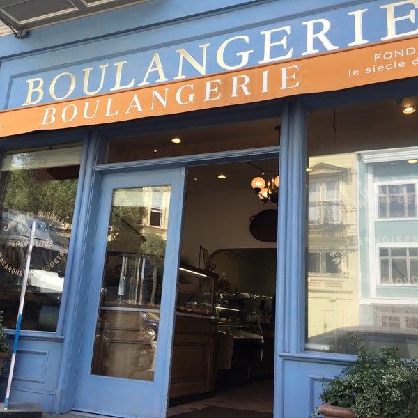 Photo taken at La Boulangerie de San Francisco by Jen T. on 4/19/2016