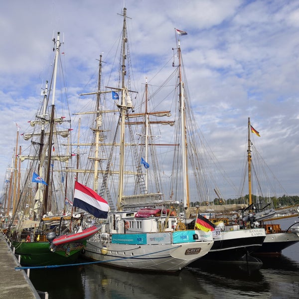 รูปภาพถ่ายที่ Hanse Sail Rostock โดย Torsten M. เมื่อ 8/8/2019