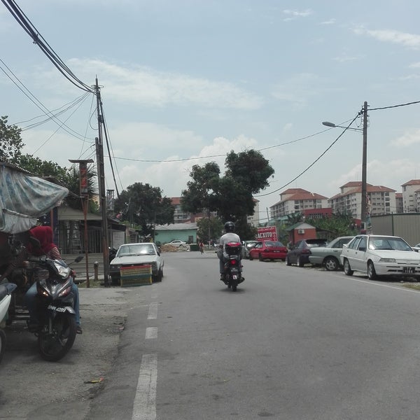Kampung Sri Langkas Tambahan Neighborhood In Puchong