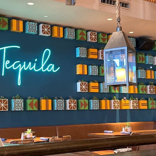 Blanco Tacos + Tequila UptownGalleria Houston, TX