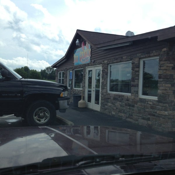 Candito's Pizzeria and Ice Cream 1025 Old Zelienople Rd