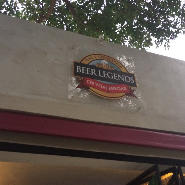 รูปภาพถ่ายที่ Beer Legends - Bar e Cervejaria โดย Marcelo A. เมื่อ 7/9/2014