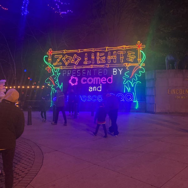 Photo taken at Lincoln Park Zoo by Ellen D. on 12/30/2023