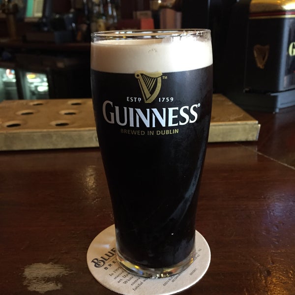 Foto tirada no(a) BD Riley&#39;s Irish Pub por Rachel R. em 4/21/2015