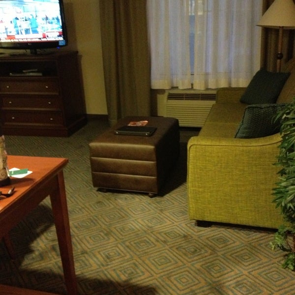 1/15/2013 tarihinde Jayne S.ziyaretçi tarafından Homewood Suites by Hilton'de çekilen fotoğraf