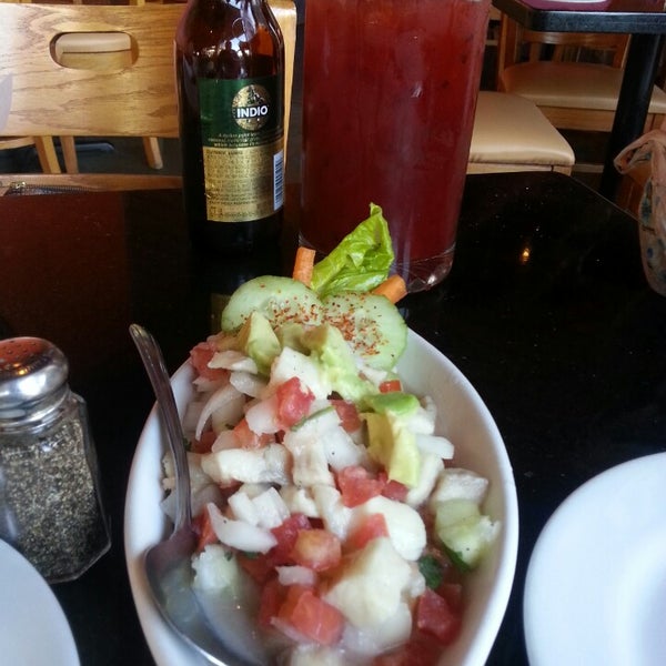 Das Foto wurde bei Costa Pacifica - San Antonio Seafood Restaurant von Xavi G. am 3/30/2014 aufgenommen