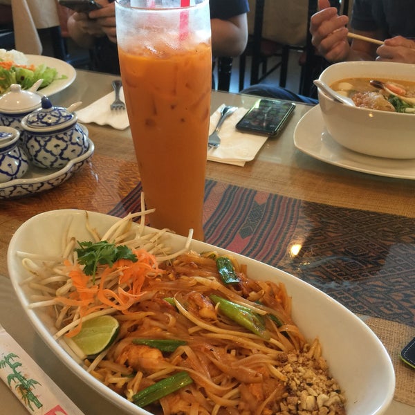 Thai Tangerine Thai Restaurant in Garden Grove