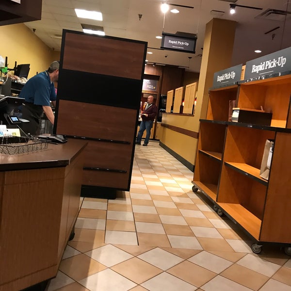 Panera Bread Bakery in West Des Moines