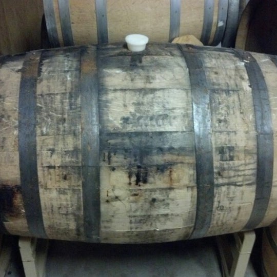 Foto scattata a Sweetgrass Farm Winery &amp; Distillery da WillbillyDeluxe G. il 9/29/2012