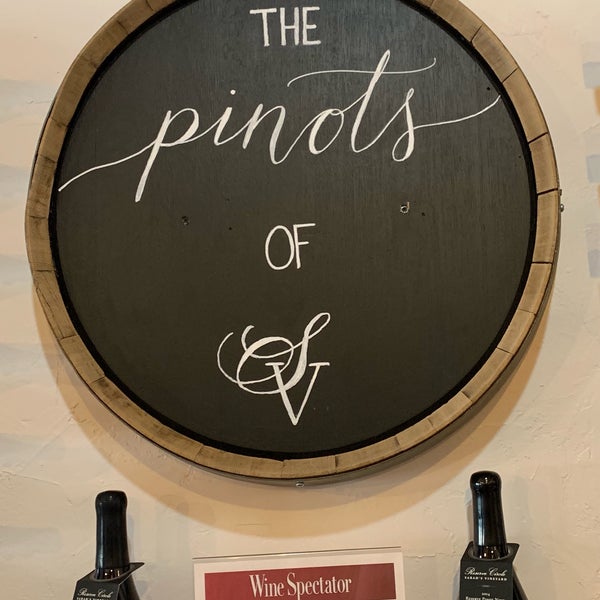 Photo taken at Sarah&#39;s Vineyard Wine Tasting and Wine Shop by Robert R. on 6/9/2019