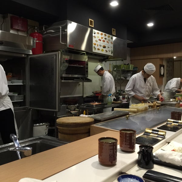 Photo taken at Shinzo Japanese Cuisine by C M on 7/18/2015