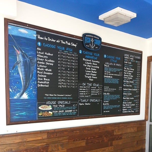 รูปภาพถ่ายที่ Hermosa Beach Fish Shop โดย Victor A. เมื่อ 6/13/2014