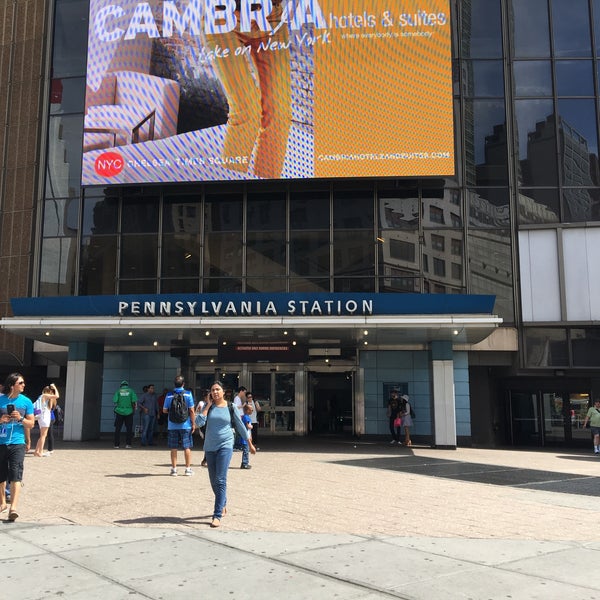 5/29/2016 tarihinde Marissaziyaretçi tarafından New York Penn Station'de çekilen fotoğraf