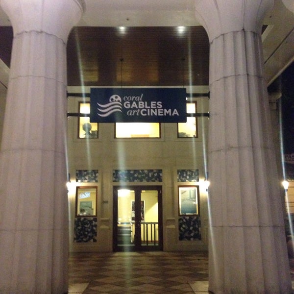 12/5/2014에 Pablo A.님이 Coral Gables Art Cinema에서 찍은 사진