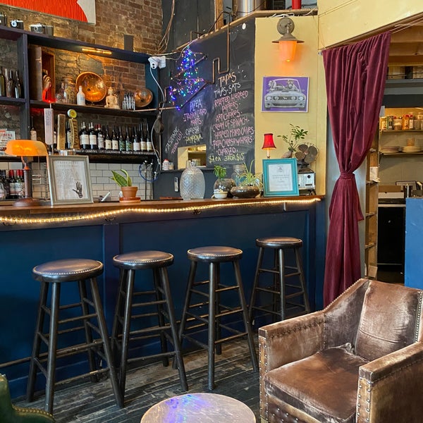 2/10/2020 tarihinde Herman Y.ziyaretçi tarafından Taszo Espresso Bar'de çekilen fotoğraf