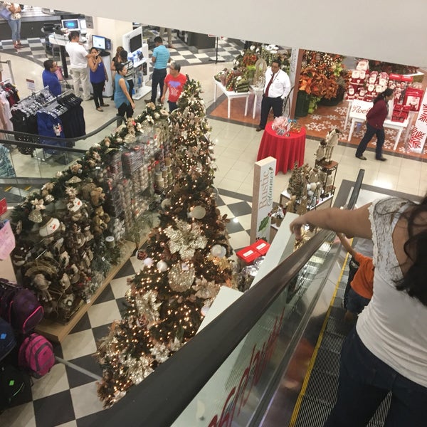 Almacenes SIMAN Centro comercial Metrocentro