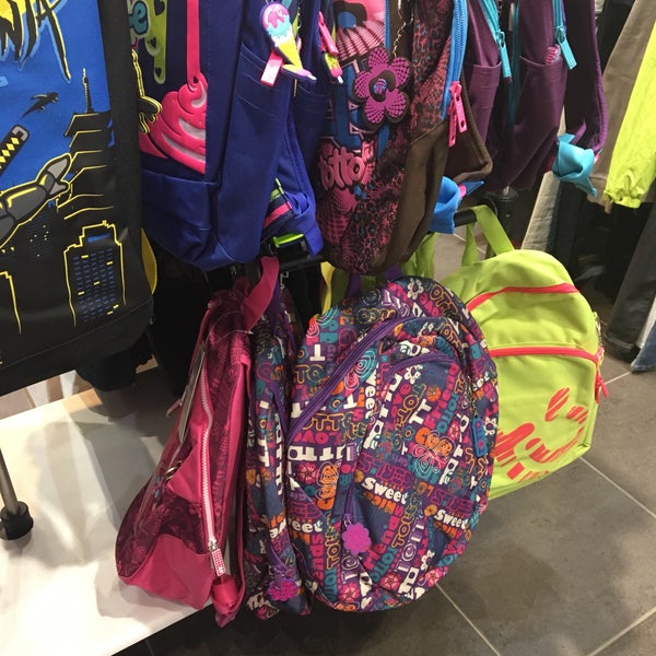 Tienda Totto Metrocentro - Managua, Managua