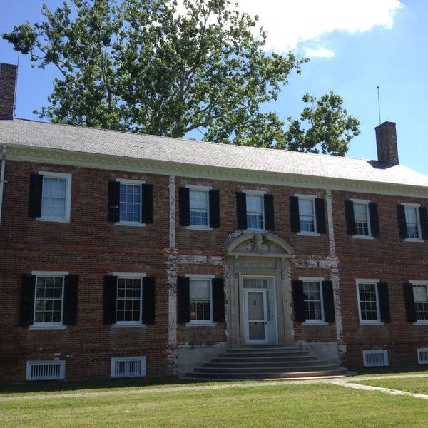 Chatham Manor History Museum