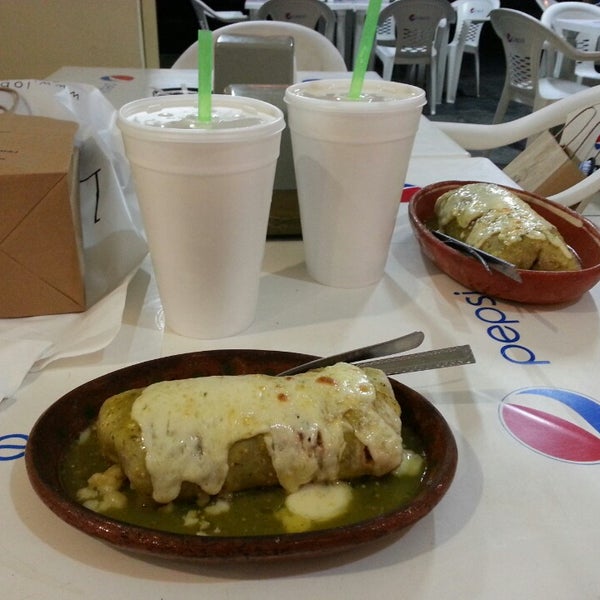 Foto tirada no(a) Tacos Chapultepec por אַרמָנדוֹ em 10/5/2014