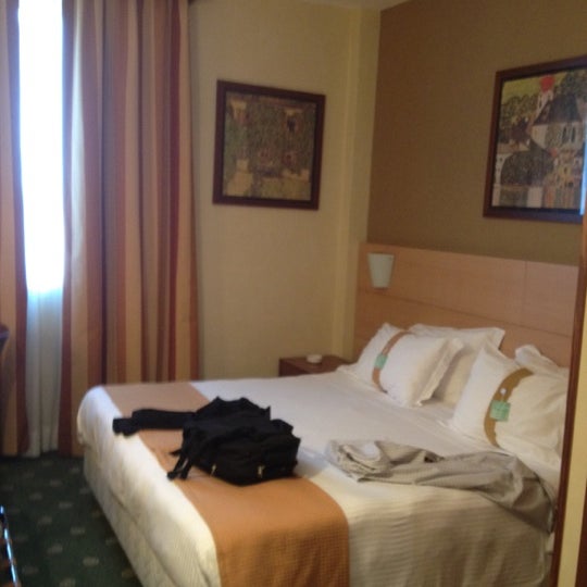 รูปภาพถ่ายที่ Holiday Inn Rome - Aurelia โดย ไพบูลย์ บ. เมื่อ 10/3/2012