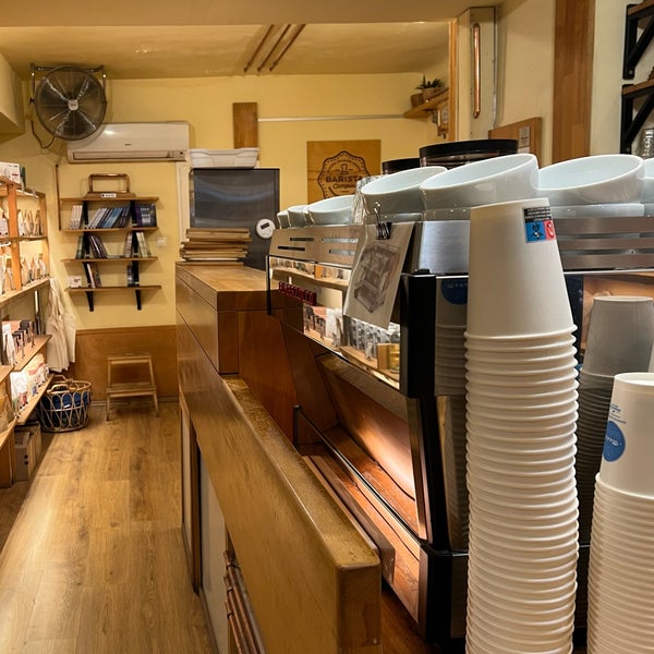 Foto tomada en Madal Cafe - Espresso &amp; Brew Bar  por Viktória E. el 11/15/2023