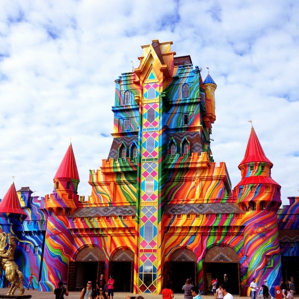 Foto tirada no(a) Beto Carrero World por Rodrigo B. em 4/25/2013