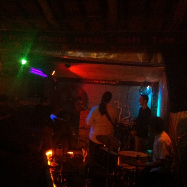 Foto scattata a Estaleiro Bar da Mariana B. il 10/13/2013