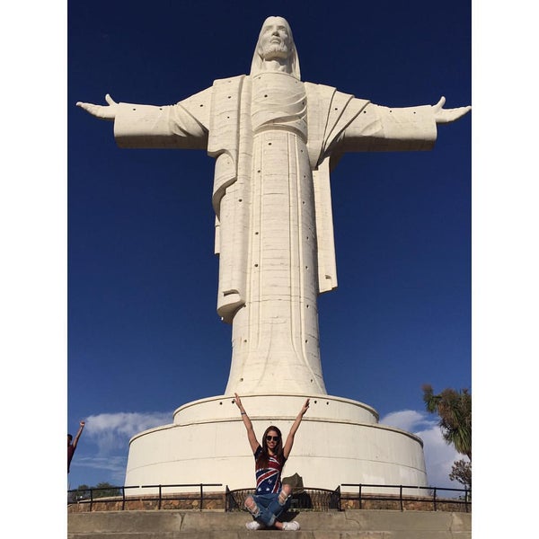 статуя христа в кочабамбе. кристо де ла конкордия кочабамба. статуя христа «кристо де ла конкордия». статуя христа в кочабамбе. статуя кристо де ла конкордия боливия.