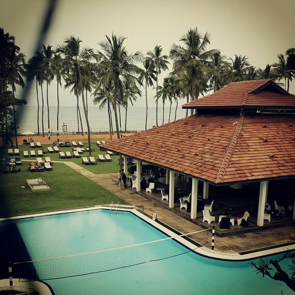 Снимок сделан в Club Dolphin Hotel пользователем Shashi Tharanga F. 11/3/2014