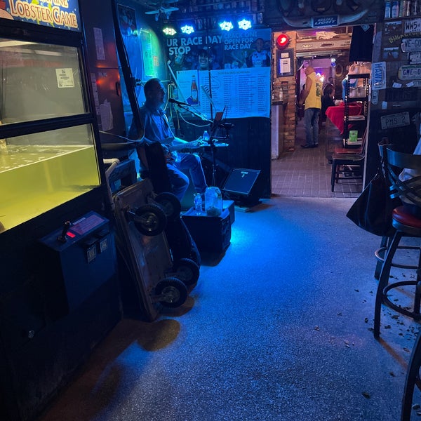 Photo taken at Bubba&#39;s Roadhouse &amp; Saloon by Dave 🇺🇸 on 1/5/2022
