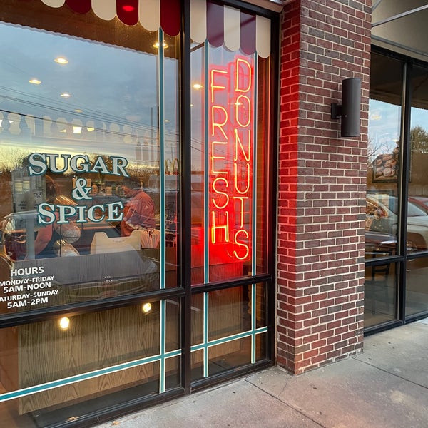 Sugar & Spice Donut Shop Bakery in Fern Creek